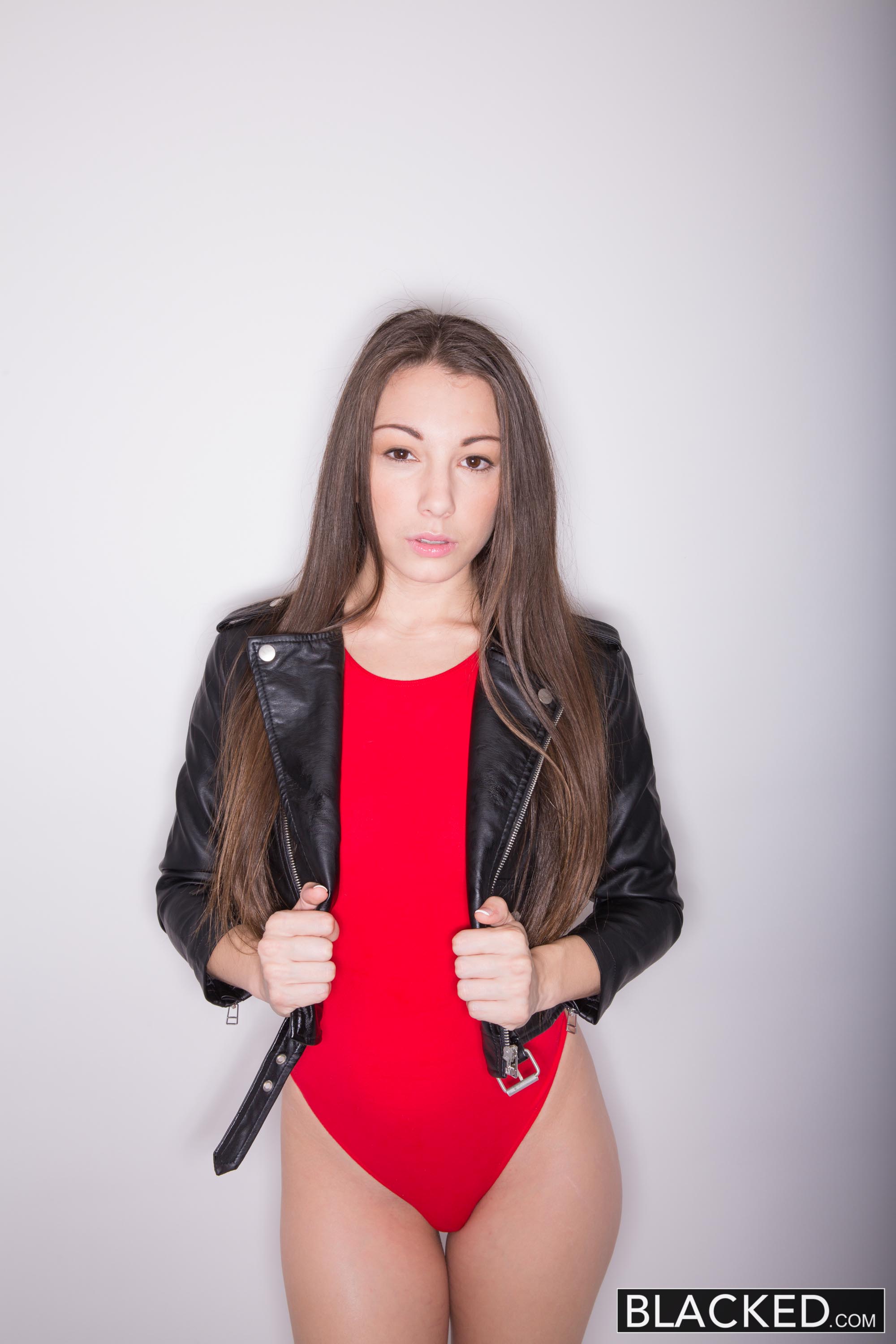 Teen With Perfect Ass Loves BBC